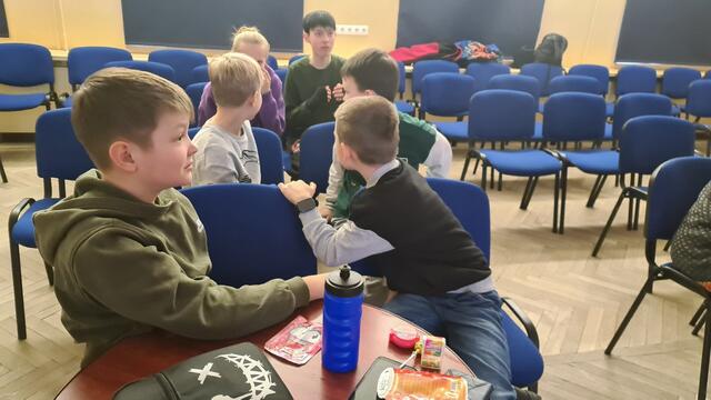 IMG-32c59509c6b5035030cf297f57e602f1-V.jpg