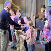 IMG-3ef6e32851e4094207a37e75132ad5de-V.jpg