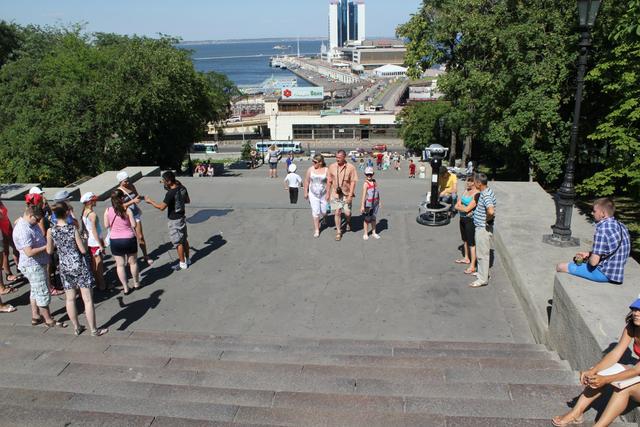 морской порт Одессы_вид с Потемкинской лестницы